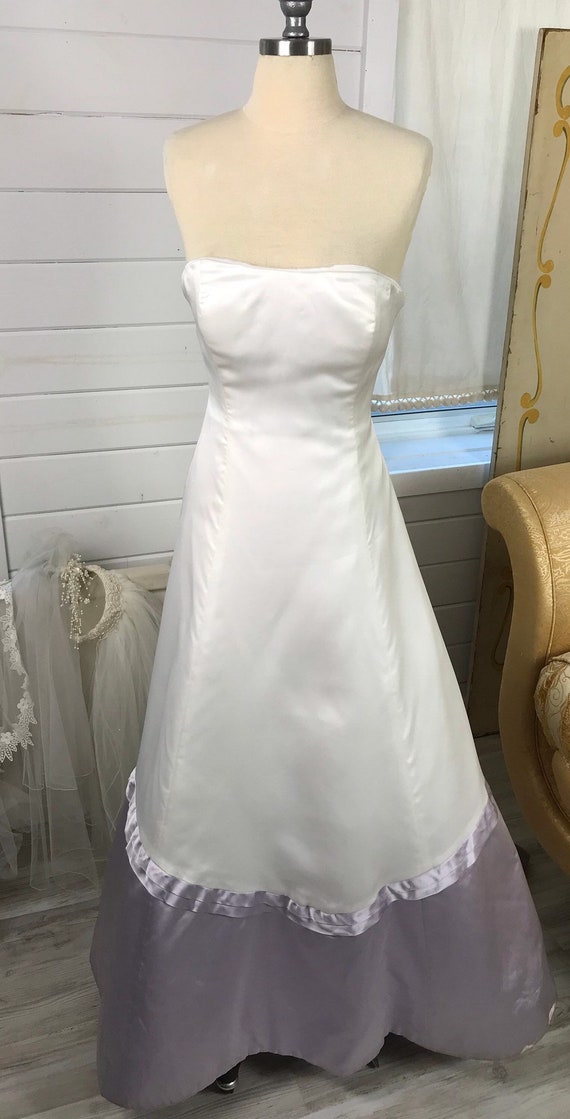 Vintage Vera Wang White Silk Wedding Dress with La