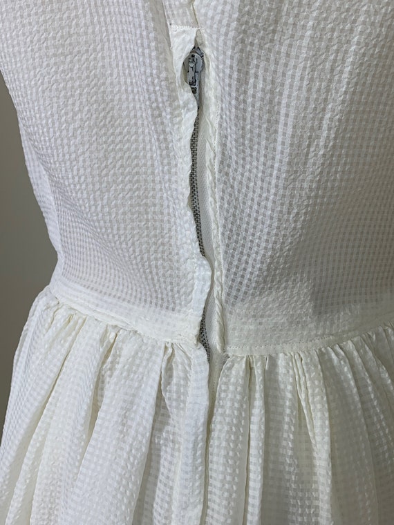 1960s Simple and Sweet Wedding Dress / Casual Cot… - image 9