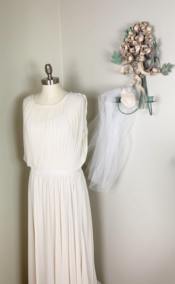 1990s Casual Beige Bridal or Evening Gown | Casual