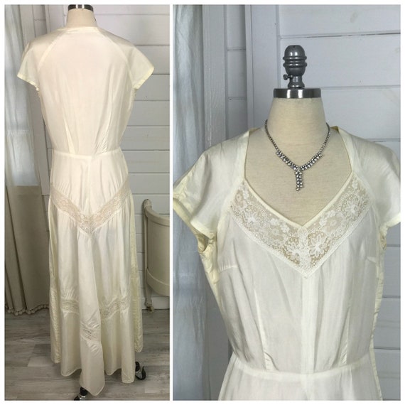 1930s Vintage Ivory Casual Wedding Dress with Pee… - image 3