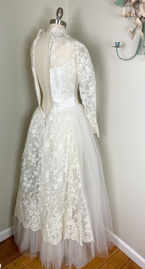 1950s Vintage Lace and Tulle Wedding Dress | 50's… - image 9