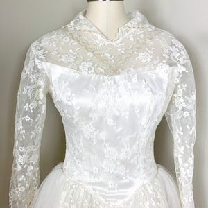 1950s Vintage Lace and Tulle Wedding Dress | 50's Bridal Gown | Mid Century Modern Wedding Dress | Vintage Wedding Dress | 1950s Bridal Gown
