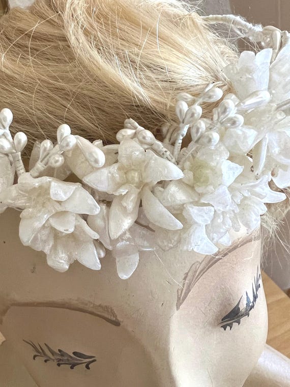 Vintage 1930s/1940s Wax Flower Bridal Crown Wedding‎ Tiara Headpiece Beautiful Vintage Wax Flower Crowns : Chic Vintage Brides main image 4