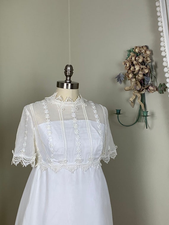 1960s Short Sleeve Victorian, Edwardian Inspired … - image 6