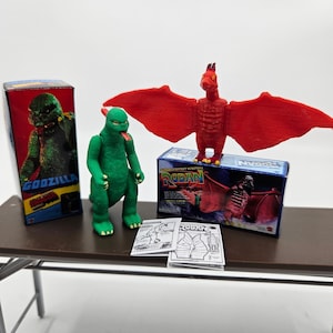 1:12 Shogun Warriors Godzilla & Rodan Custom 3D Print Mini Figure in Box Miniature 1/12 Scale World&#39;s Greatest Monsters