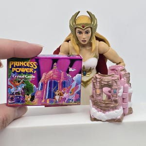 She-Ra Princess of Power 3-D Print Miniature Crystal CASTLE w Moveable Mini Throne and Box 1:12 scale Custom Display Dollhouse MOTU