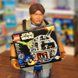 Tom Star Wars-låda i skala 1:12 eller 1/18 med Dödsstjärnan som fankonst, miniatyrlåda, tom miniatyrlåda