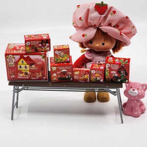 1:12 Scale Strawberry Shortcake Miniature Mini Box Berry Happy Home Snail Cart Butterfly Carousel Merry Trolley Bake Shoppe Worm