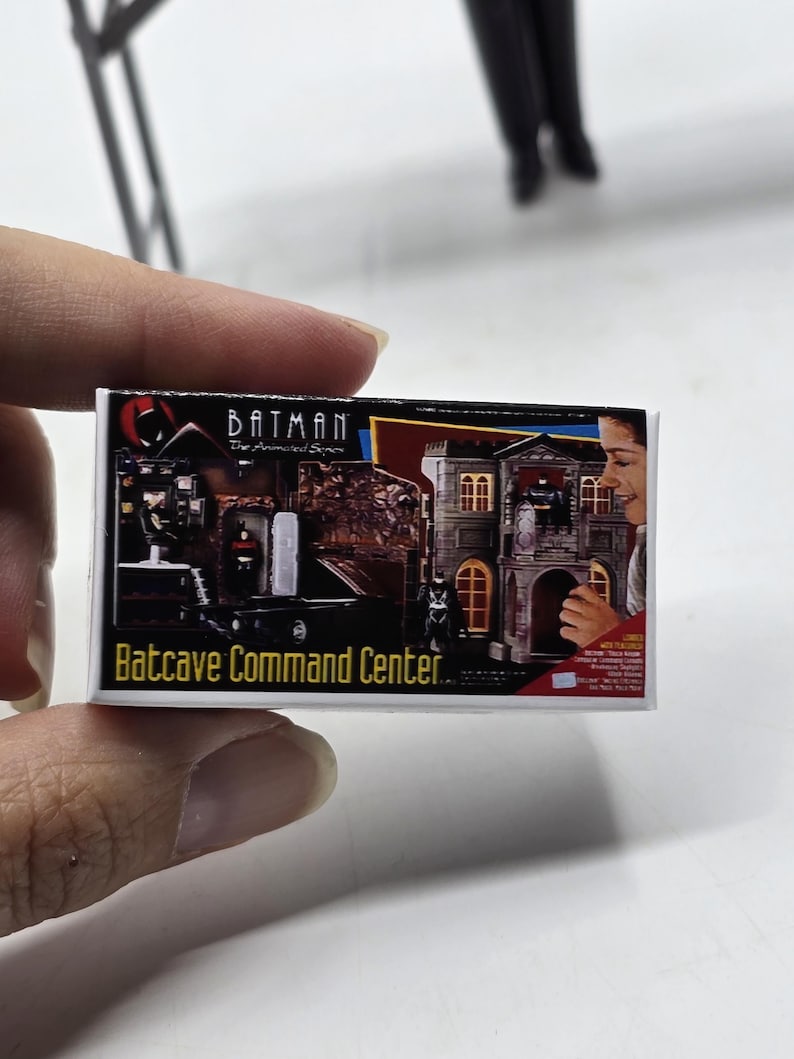 Miniature Box Batman the Animated Series Batcave Command Center Playset ...