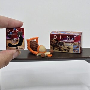 1:12 DUNE Custom 3D Print Mini Articulated Sandworm in Box Miniature + Spice Scout 3D Vehicle Box Retro Display Toy Worm 1/12 Scale Fan Art
