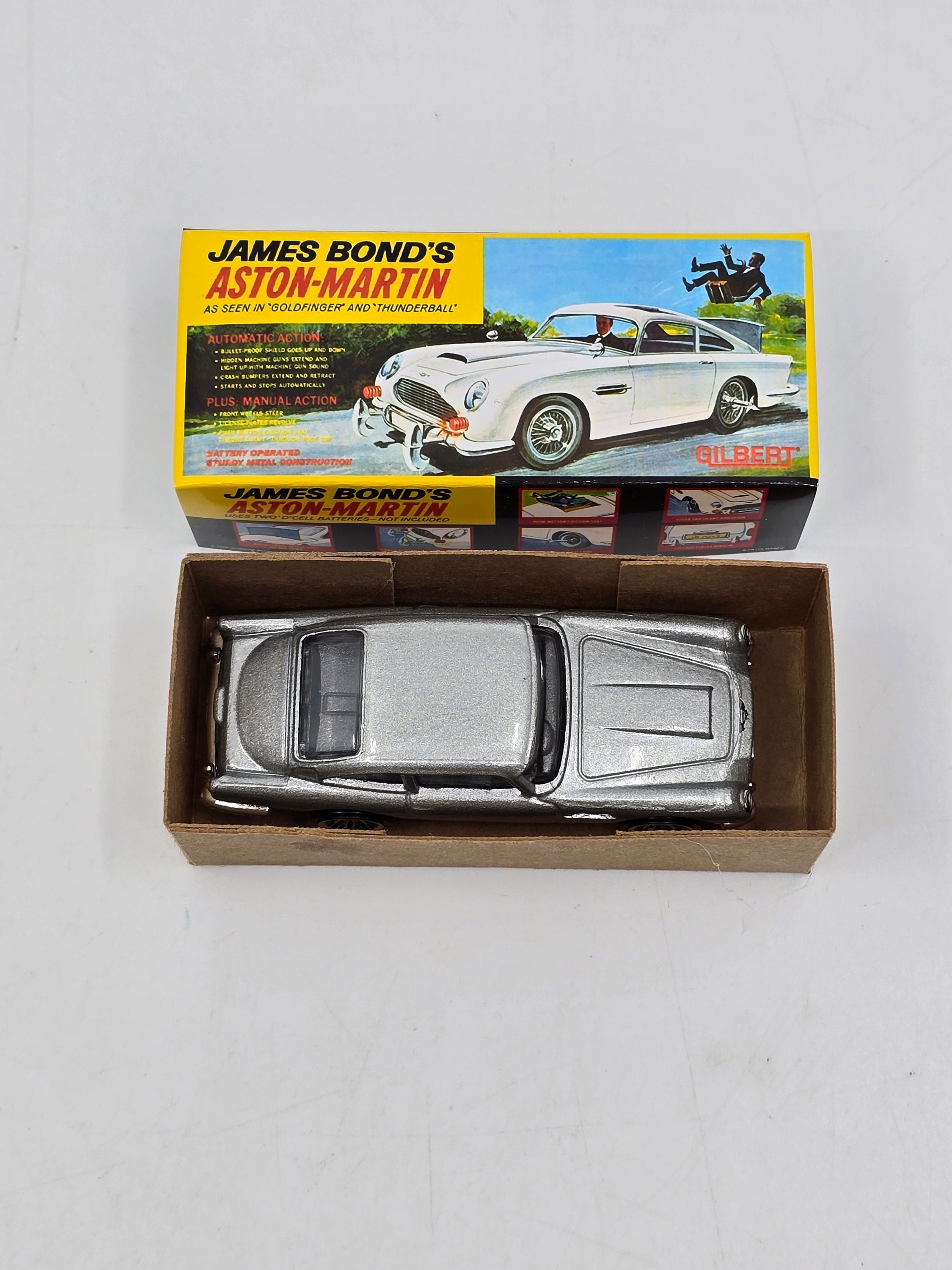 007 James Bond Aston-martin Goldfinger Hot Wheels Car With