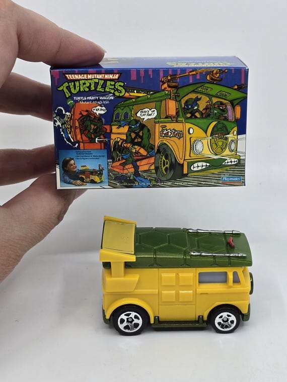 Hot Wheels Teenage Mutant Ninja Turtles Fan Art Miniature Box 1:6