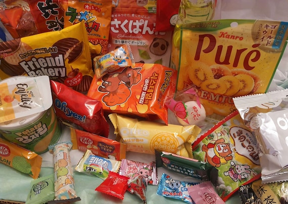 Asian Snack Box Japanese Korean Taiwanese Sweets Candy Chocolate Anime  Drinks Perfect for Gifting Care Package Holidays Birthdays Valentines 