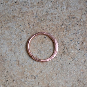 Simple copper hoop, simple copper ear ring, textured ear cartilage hoop, basic copper ear cartilage hoop, 8 mm hoop, 7 mm hoop, 6 mm hoop