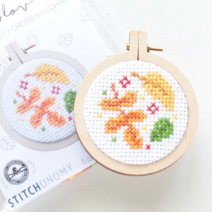 Mini Fall Leaves Cross Stitch Kit, Autumn cross stitch, Fall cross stitch, Modern cross stitch, Autumn wall decor, beginners pattern Mini