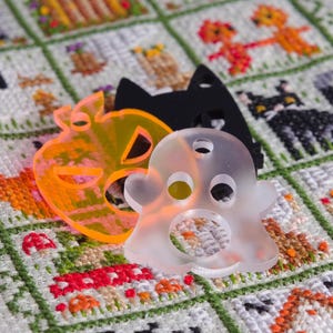 Halloween Acrylic Floss Drops, Cat Pumpkin Ghost Embroidery Thread Bobbins, Spooky Cross Stitch Gift