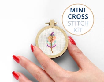 Mini Feather Cross Stitch Kit, Cross Stitch Feather, Stocking Stuffer, Best Stocking Stuffer Idea, Small Christmas Gift, basic cross stitch