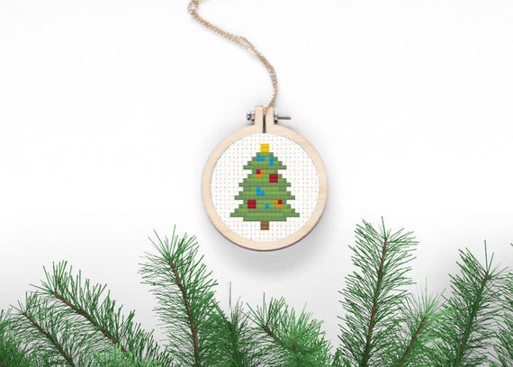 Tree ornament  Holiday cross stitch, Needlepoint christmas ornaments, Christmas  cross stitch