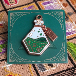 Potion Bottle Needle Minder, Witchy Halloween Cross Stitch Accessory image 8
