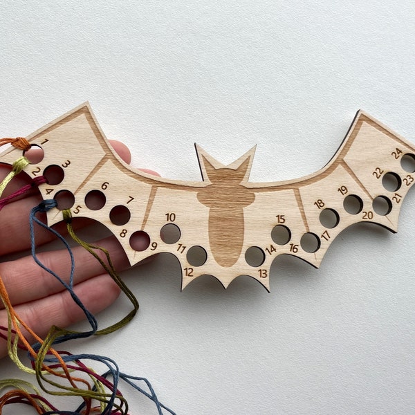 Wooden Spooky Bat Floss Holder / Lasercut Bat Thread Holder / Bat Floss Organizer / Halloween Bat Thread Holder / Bat Thread Organizer