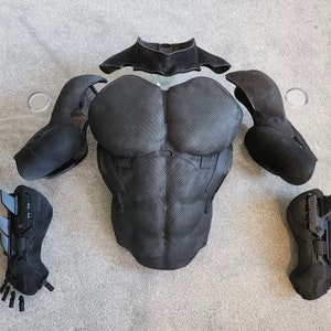 HeroMuscle Armour Set (Neck/Torso/Arms/Gauntlets) Superhero Cosplay Costume Movie Cape Armor Muscle Suit Replica Prop