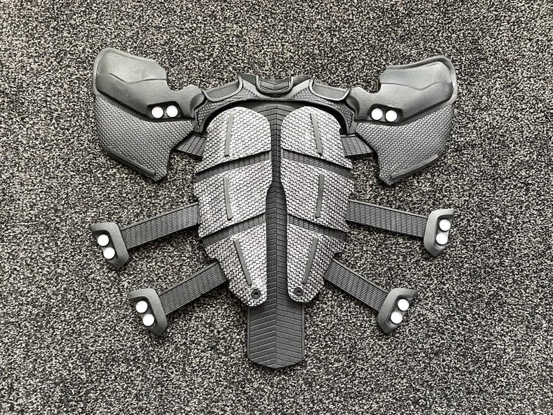 Conjunto de armadura metálica CyberV2/Hero (cuello + pecho + abdominales + hombros + brazos) Disfraz de cosplay de caucho de poliuretano imagen 4