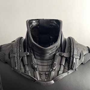 HeroV2 Neck Seal Armour Superhero Cosplay Costume Movie Cape Armor Muscle Suit Replica Prop