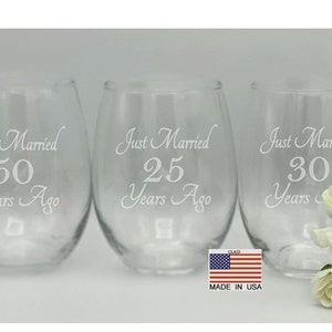 Anniversary Wine Glass, 1 Custom Made Anniversary Gift, 50th Anniversary, 25th, 30th, Parents Anniversary, Grandparents Anniversary