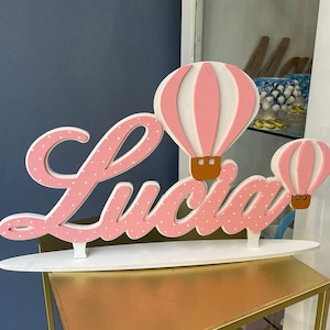 nome in legno personalizzato con decori mongolfiere