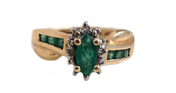 Emerald & Diamond Ring - 10k Yellow Gold Green Mar