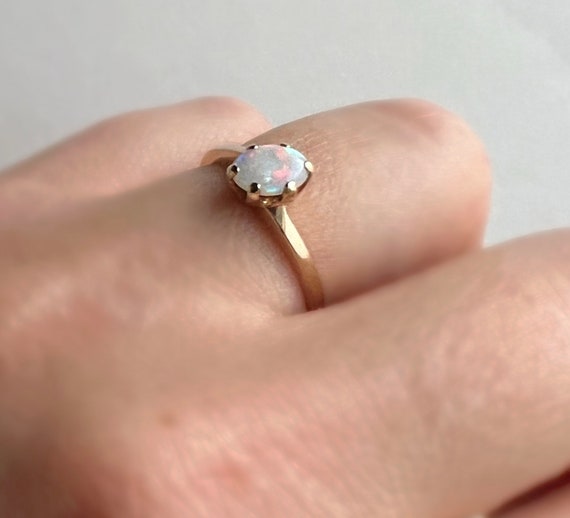 Vintage Opal Ring - 10K Yellow Gold Solitaire Rin… - image 6