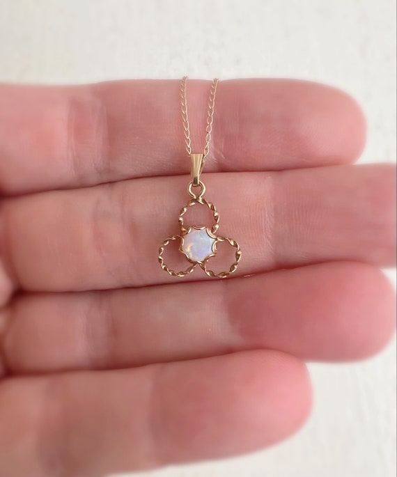 Genuine Opal Necklace - 14k Yellow Gold 1970s 18”… - image 2