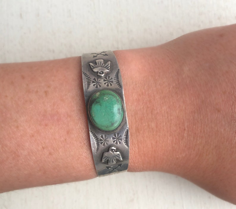 Southwestern Retro Jewelry Sterling Silver Native American Bracelet Vintage Turquoise Cuff