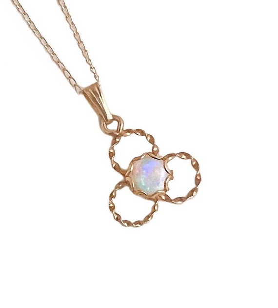 Genuine Opal Necklace - 14k Yellow Gold 1970s 18” 