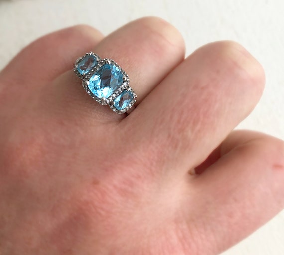 Vintage Blue Topaz Ring - 10k White Gold Diamond … - image 5