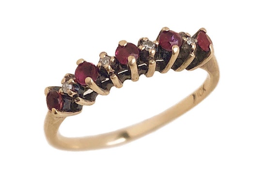 Gold ruby band rings discount