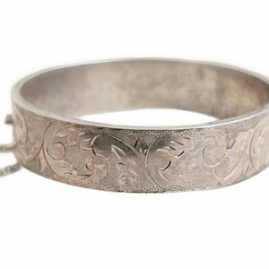 Antique Victorian Sterling Silver Bracelet - Etched Late 1800s Safety Chain Hinged Bangle