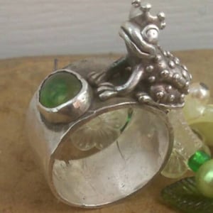 Frog Prince Ring, Frog and Princess Ring, Fairytale Jewellery