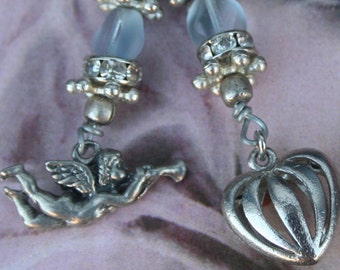 Brincos de coração de querubim: pedra da lua rubi, ganchos de prata esterlina