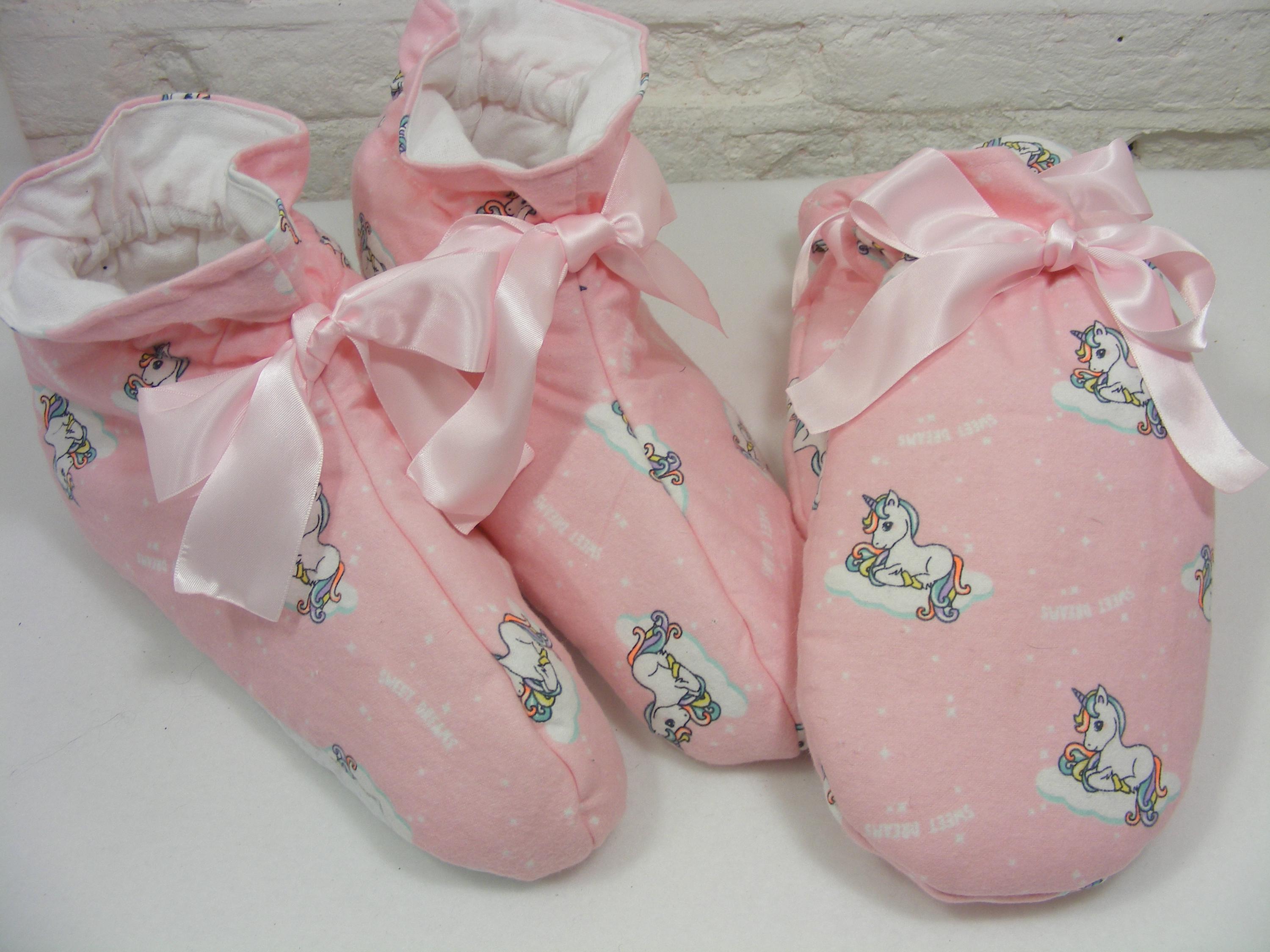 abdl sissy adult baby pink unicorn padded booties slippers  and mittens set