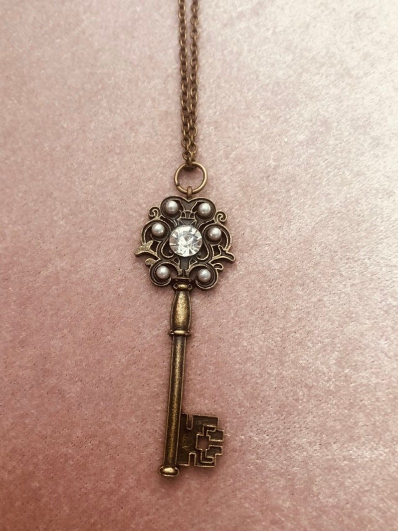 Vintage Key Pendant Necklace
