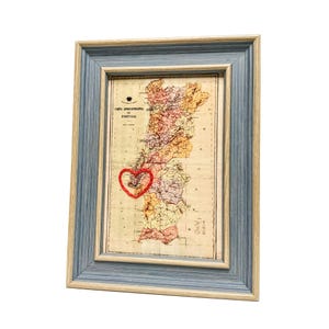 Carte du coeur de Lisbonne | Cadeau de carte personnalisée | Cadeau d'anniversaire au Portugal | Cadeau de mariage | Impression de carte vintage de Lisbonne avec coeur brodé à la main