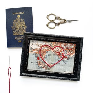 Carte coeur de Monaco | Cadeau de carte personnalisée | Cadeau d'anniversaire personnalisé | Cadeau Saint Valentin | Carte vintage de Monte-Carlo, coeur brodé à la main