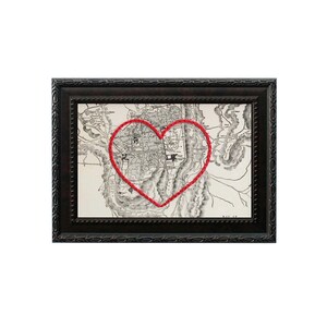 Carte du coeur de Jérusalem | Cadeau de carte personnalisée | Cadeau d'anniversaire pour lui | Cadeau de mariage encadré | Impression de carte vintage avec coeur brodé à la main