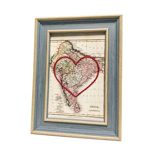 Carte coeur de l'Inde | Cadeau de carte personnalisée | Cadeau d'anniversaire personnalisé | Cadeau Saint Valentin | Carte de l'Inde vintage encadrée, brodée à la main