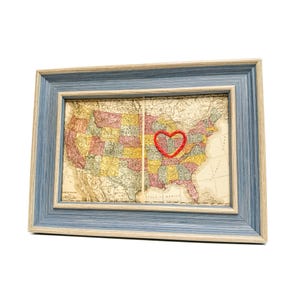 Carte coeur de l'Indiana | Cadeau de carte personnalisée | Cadeau d'anniversaire pour lui | Cadeau de mariage encadré | Impression de carte vintage de l'Indiana avec coeur brodé à la main