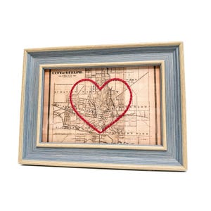 Carte du coeur de Guelph | Cadeau de carte personnalisée | Cadeau d'anniversaire personnalisé | Cadeau Saint Valentin | Carte vintage de Guelph, coeur brodé à la main