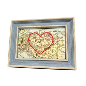 Carte du coeur du Honduras | Cadeau de carte personnalisée | Cadeau d'anniversaire personnalisé | Cadeau Saint Valentin | Carte vintage du Honduras brodée à la main