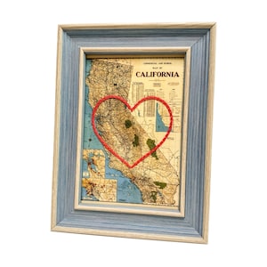 Carte du coeur de la Californie | Cadeau de carte personnalisée | Anniversaire personnalisé | Cadeau Saint Valentin | Carte vintage de la Californie, coeur brodé à la main
