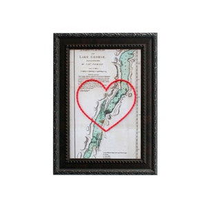 Carte coeur Lake George, art mural encadré, cadeau d'anniversaire personnalisé, cadeau de fiançailles personnalisé pour elle, cadeau de Saint-Valentin pour lui, art de New York